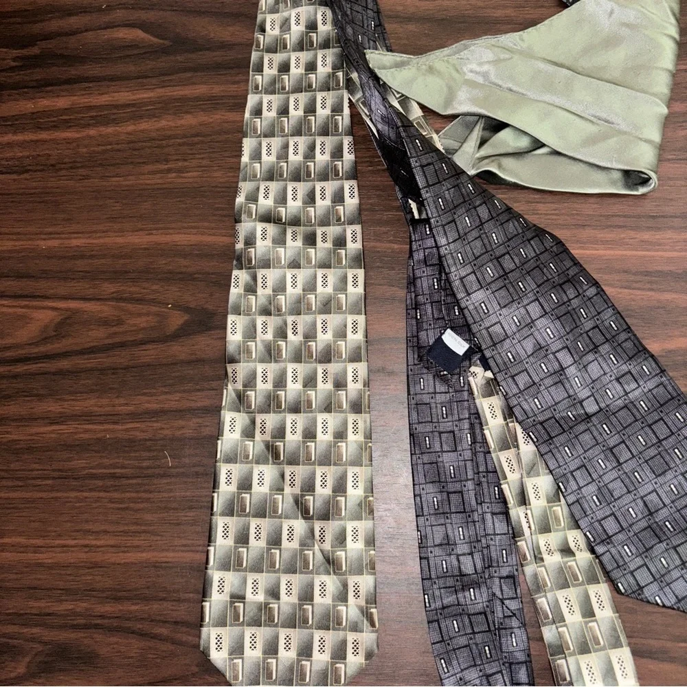 PIERRE CARDIN‎  Ties Men's geometric pattern